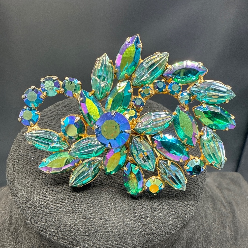 Gorgeous 3” AB Juliana/Weiss like brooch